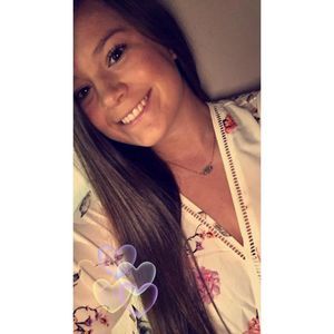 Meet your Posher, Sara